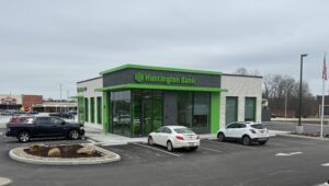 Huntington Bank Now Open – Fishcreek Plaza